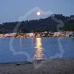 Akrokeramon 아파트호텔 리메나스