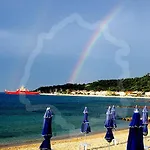 Akrokeramon 아파트호텔