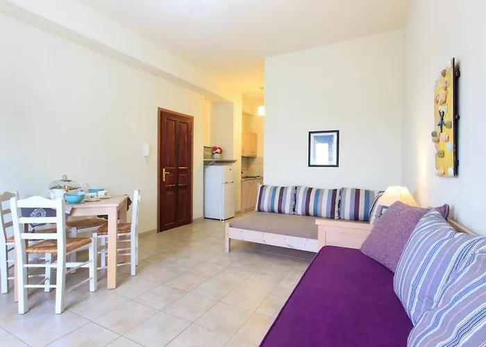 Akrokeramon Apartahotel